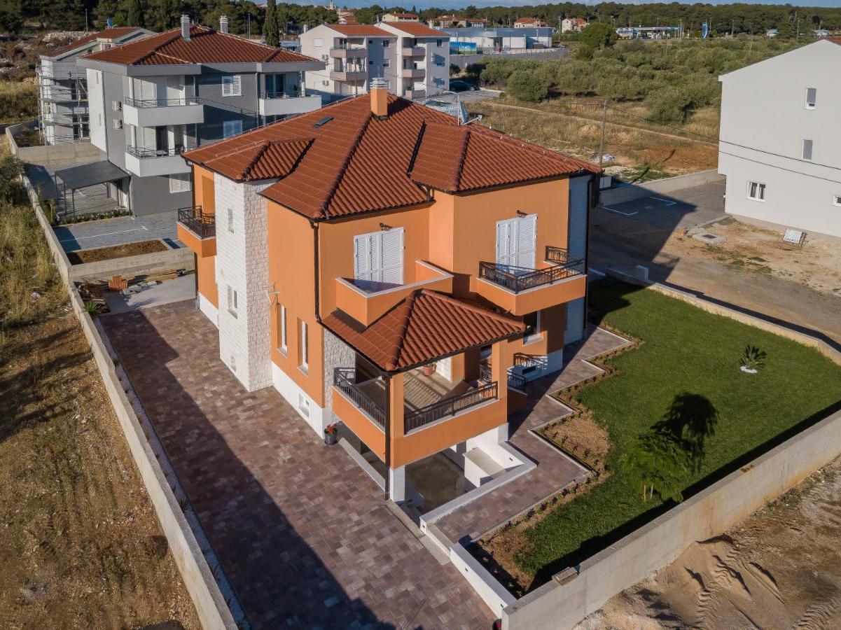 Villa Suzana Biograd Na Moru Luaran gambar